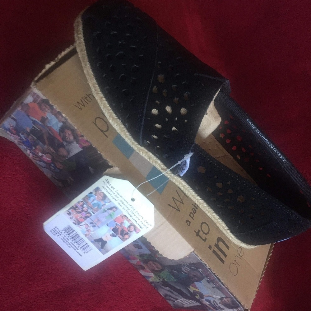 Size 7 Toms